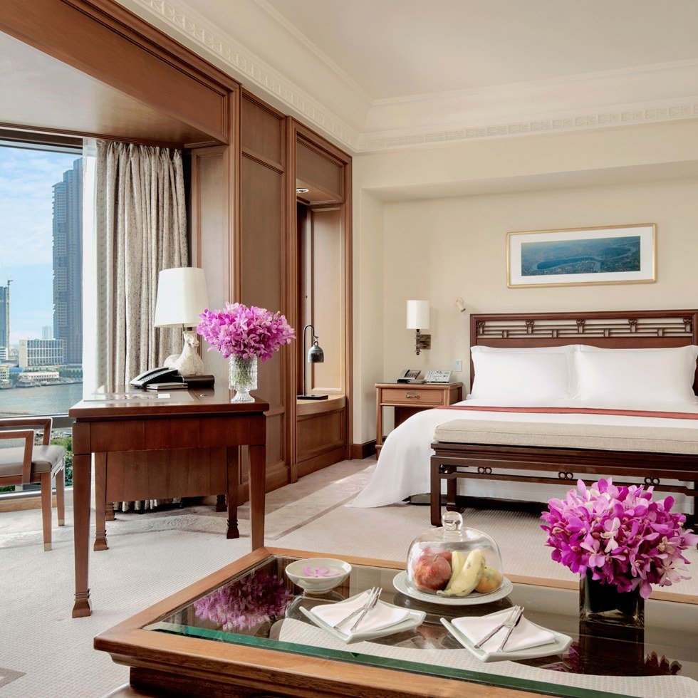 The Peninsula Spa Bangkok facial treatment atmosphere