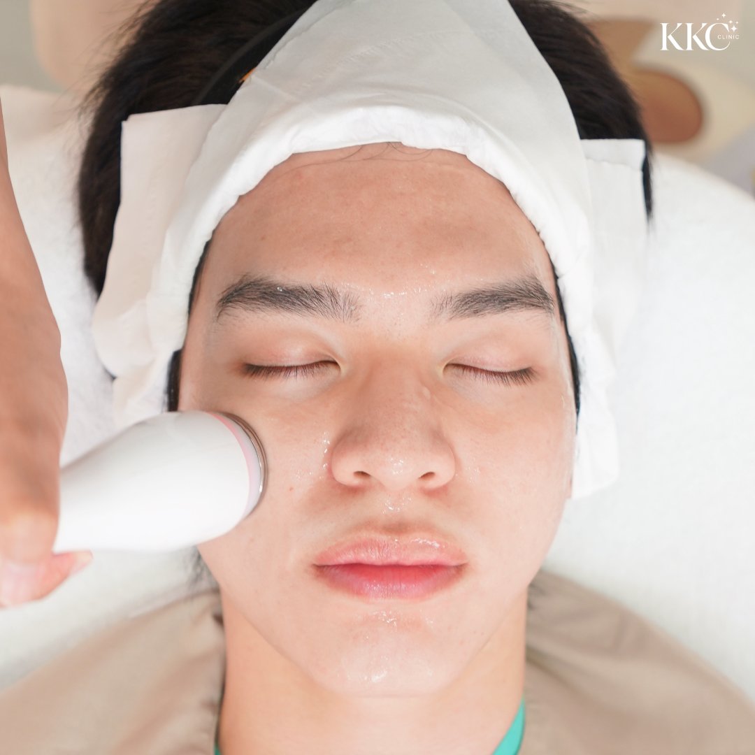 Acne Facial Bangkok: Deep Cleansing Without Wrecking Your Barrier