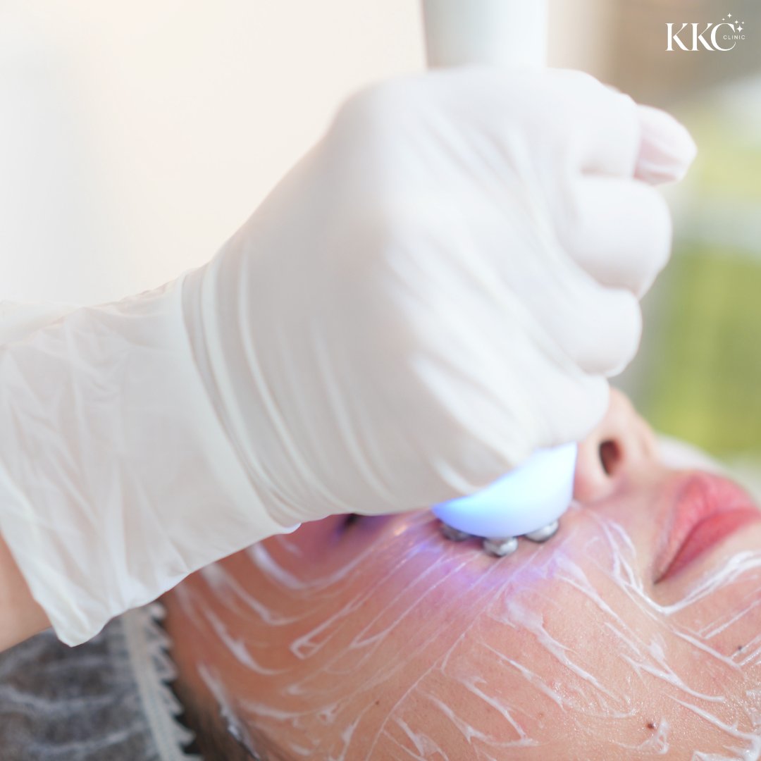 KKC Clinic facial treatment in Bangkok